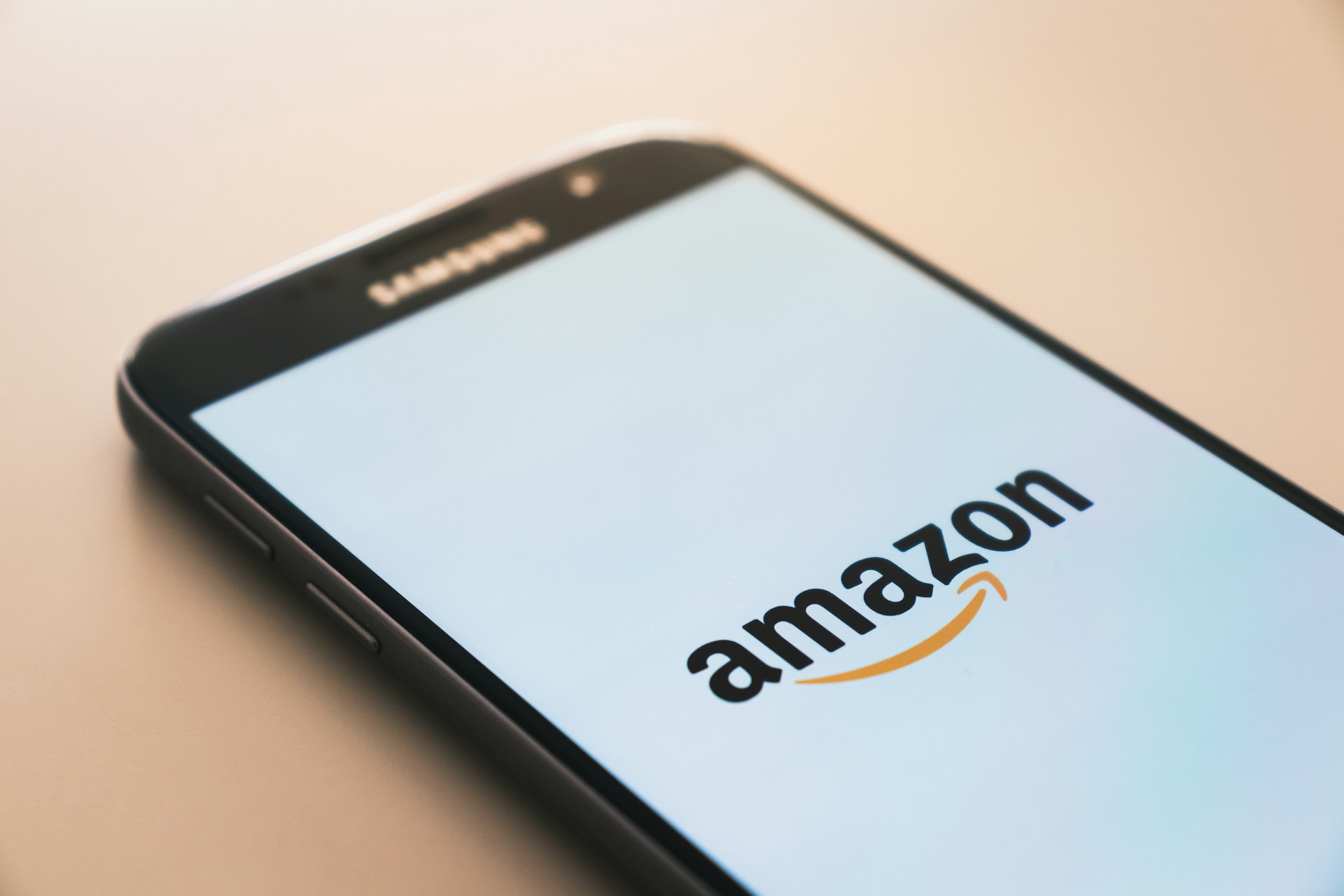 Illustration for Amazon's RSU-to-Cash Pilot: Should You Convert?